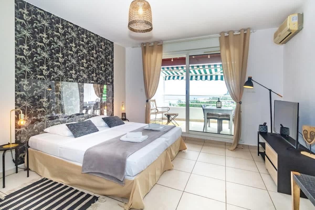 Out Of Africa - Beau Studio Avec Magnifique Vue Mer A Cap Homard - Saint-Gilles Exterior photo